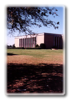 umobilelib's profile picture. Official Twitter of the J.L. Bedsole Library at the University of Mobile