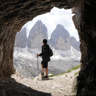 atuoralla's profile picture. 