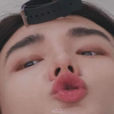 QEENF22's profile picture. #ARMY 💜
#STAY 💙
#MY 🤍
#KISSY 💋
#MIDZY❤️‍🔥
#ZEROSE🌸