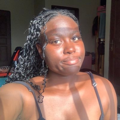 ElikemL85567's profile picture. 