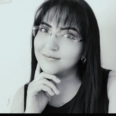 ozlem_cool15's profile picture. Kimse kendi kitabına bakmadan başkasının özetini çıkarmasın....