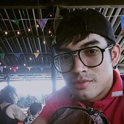 catador profesional de mote de queso, cayeye y patacones.🤠
ah, y a veces escritor dicen por ahí... pero naaahh.