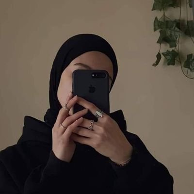 وتظُنُّ أنها الّنِهاية ثم يُصلحُ اللهُ كلَّ شيّ.♡