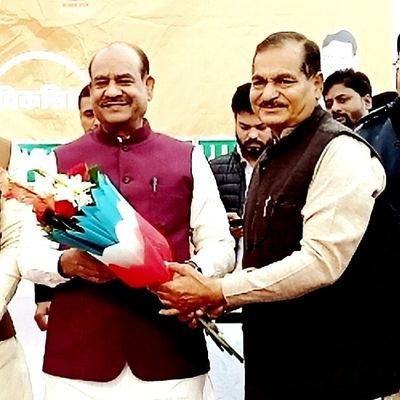 पूर्व जिलाध्यक्ष, भाजपा कोटा शहर जिला,
प्रदेश उपाध्यक्ष, मैढ क्षत्रिय स्वर्णकार समाज, राजस्थान