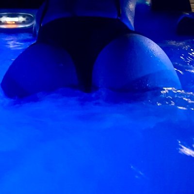 CougarMomm39389's profile picture. Discreet, lactating playful cougar. Hunting for cubs and I like to show off my natural mom bod. Tributes welcomed. 🔞 plus! More content on my onlyfans.