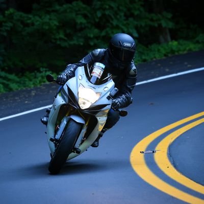 I love everything motorcycles
I love everything gaming
I love everything music