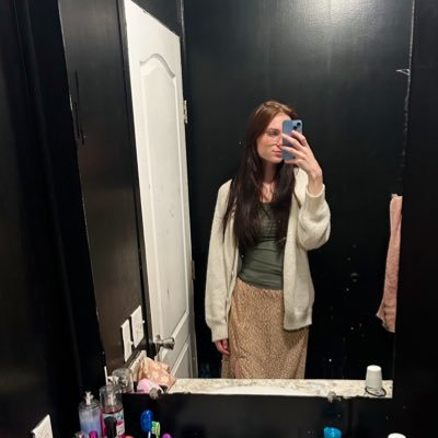 H_Nicoleoxox's profile picture. LGBT(queer) she/her