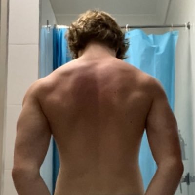 20M straight - big dick aussie stud 🇦🇺 dms open 😈