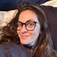 Renata (@renaterra_zas) 's Twitter Profile
