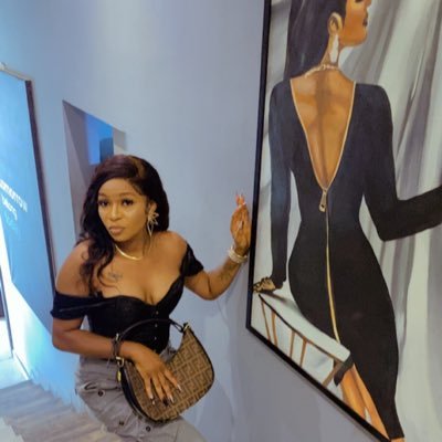 LUXURY WEARS IN LAGOS. 🌻 Business Registration No :7089025 🌻IG : https://t.co/aBxYoeEAep