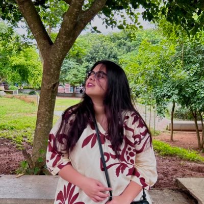 aditit1308's profile picture. if you agree to anything i say, sign up for therapy :)