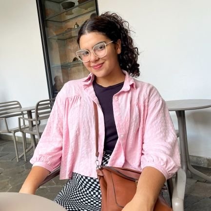 Seguidora de Cristo.🕊️
Estudiante de Educación Preescolar. 🖍️
U.P.C.I 🌐
en ocasiones doy mi punto de vista.