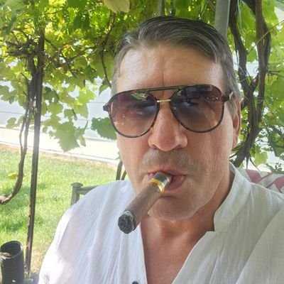 .🇨🇦Freedom loving MAGA Canadian.🇨🇦🇺🇲🇭🇷Father of 5 .🍏🍎Please don't DM me for dating, financial advice or sales.= BLOCK .🍏🚫🚫