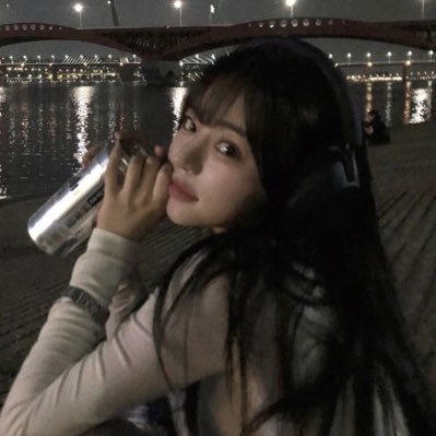 𓆩ᥫ᭡𓆪 i read ೃ༄ #booktwt 📖 21/50 ˚ ✦ . . ˚ . . ✦ ˚ . ★⋆. priv @TheoSilvasWhore