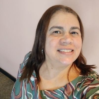 LagesNadia35570's profile picture. Aposentada da  UFVJM  (Prof.  de Patologia Geral e Bucal;  laudos histopatológicos e pesquisas). "Viver é renovar sempre"(ad).