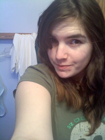 Christinemir's profile picture. i enjoy going out and havin fun!!!!!!!!!!!