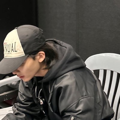 Jnlljnnn's profile picture. 