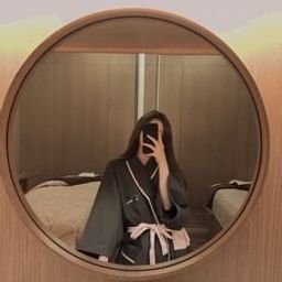 SmoanaM9ITku's profile picture. 