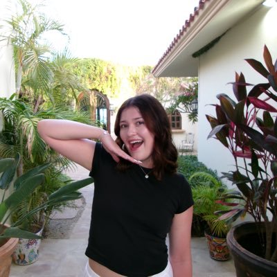 madelynbinaski's profile picture. 