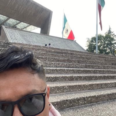 _ArmandoParedes's profile picture. De los de abajo.