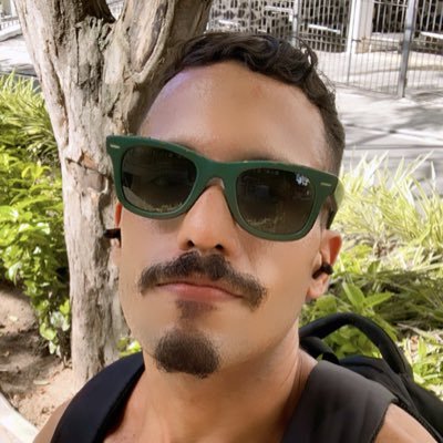 UmAmorDePuto's profile picture. Roteirista e cineasta, aventurando-se pelos filmes de amor❤️‍🔥. Puto, 33 anos, vst, s/ frescuras, Prep ON. BA.(71) 98661-2882