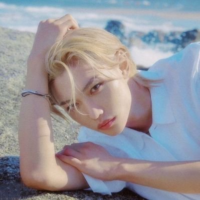 *。welcome ♡ ⑅
big hug for 8 stars .✧ 스타 베이비~~