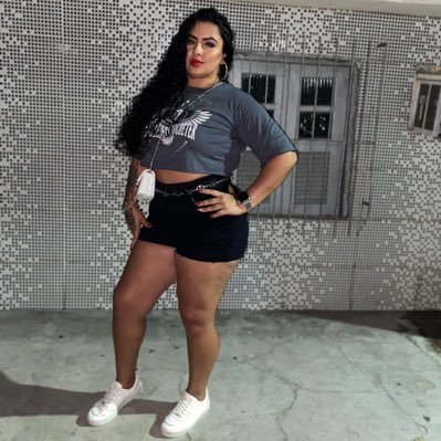 Não é sobre entender, é sobre confiar. Deus sempre cuidou de nós 👩👧❤️🔥