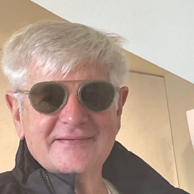 Former Radio/TV Race Caller Broadcaster.Trackside TV/ Radio/golf/ Horse owner/Anzac Day Baby