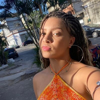 descendente dos deuses.| filha do rei de Ọ̀yọ́ | GSW.