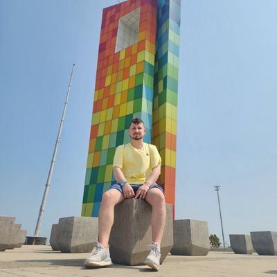 Nicolasguti24's profile picture. Jefe