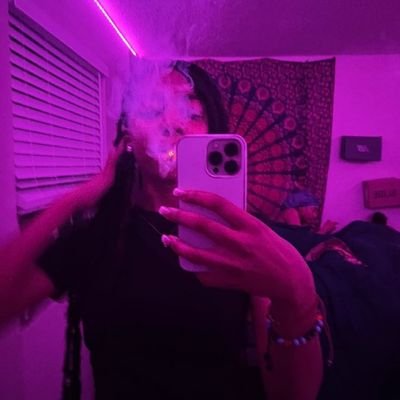 genesisJoh34079's profile picture. IM HERE TO WATCH FIGHTS