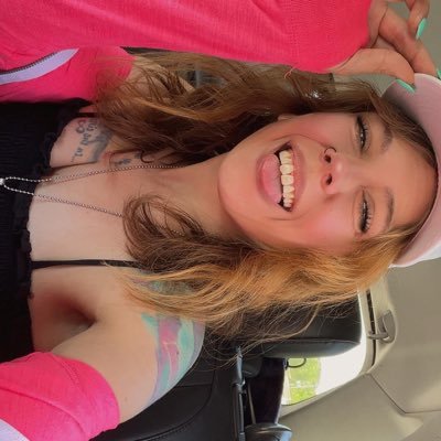 astrologer and professional free spirit ✨ virgo sun | scorpio moon | leo rising