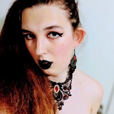 NSFW - NO GODDAMN MINORS
22 | she/he/ae/any
follow my other account @SugaryCubeGirl
check out my fansly and manyvids in 🔗🌳