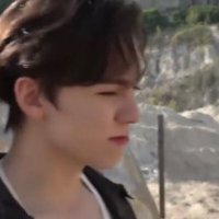 rem๋ ꣑ৎ *dawdle* (@rareivcrs) 's Twitter Profile Photo rem๋ ꣑ৎ *dawdle* (@rareivcrs) 's Twitter Profile Photo