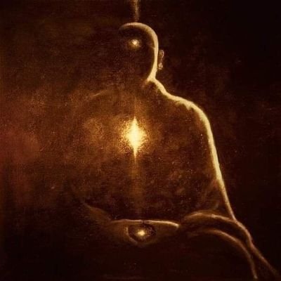 Sencillo, apasionado, romántico, fanático de las cosas simples de la vida,,, leer, caminar escuchar música, disfrutar de una platica con un buen café, viajes