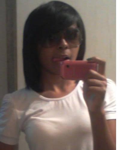 Ai ai ai aiaiaiaiai
Essa mina ta me olhando
Acho que ta dando mole
Ela tá me provocando já faz tempo
Isso não vai prestar
Não Vaii ♫