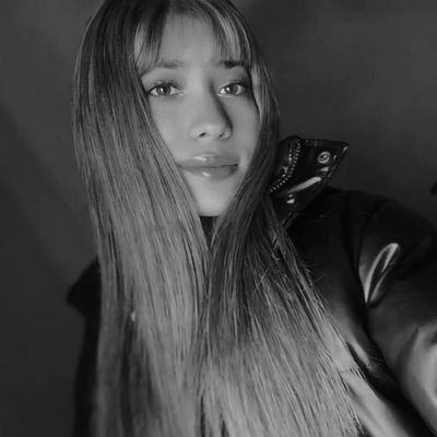 🖤Abril,01