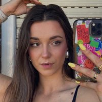 bye (@_helenacstr) 's Twitter Profile