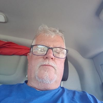 davidfrost2702's profile picture. 