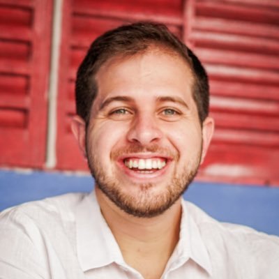 Deputado Federal (PSB) por Pernambuco. Recifense de nascença, pernambucano de alma e coração. Engenheiro, concursado e realista esperançoso.