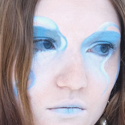 • visual artist • write stories • member of @theframesociety
