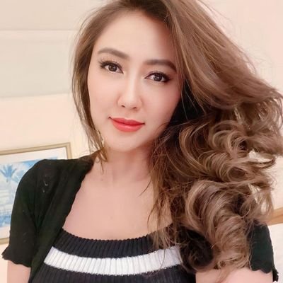 SarriRossi's profile picture. Sedang berusaha memperbaiki diri https://t.co/pRibXL9W7W