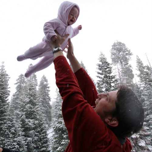 Brilliant dad, husband, chip designer, teacher, and scientist. Healthy kindness is a top goal: achieved by fasting, cold exposure and intermittent hypoxia.