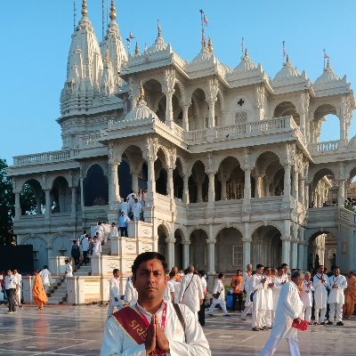 Rawalhares77692's profile picture. 