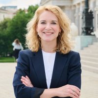 Eva-Maria Holzleitner (@eviholz) 's Twitter Profile