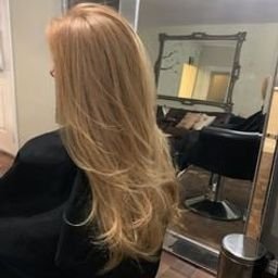 TairheighwssBE's profile picture. 