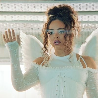 little mix and mamamoo stan | ss lazio🤍🩵 | innamorata persa di mengoni dal 2009 | hufflepuff | INFP | she/her