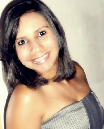 ' sou divertida, o tipo de pessoas que faz qualquer coisa pra ver quem gosta sorrindo.