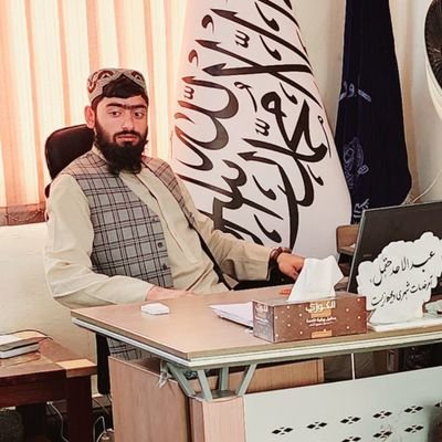 ترڅوچې ژوندي یم دحق څخه به دفاع کوم
دوطن یو خدمتګار