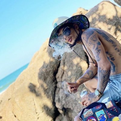 pazterrivel99's profile picture. 